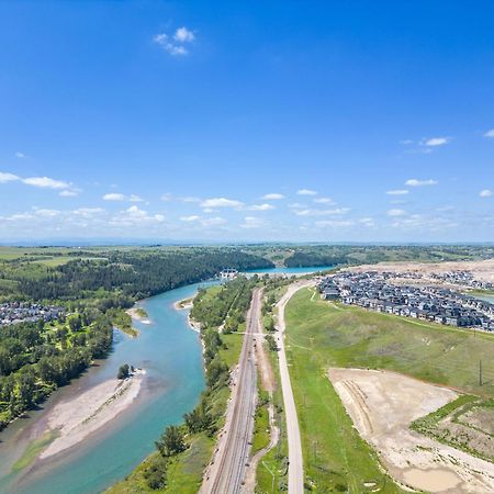 YYC Cozy Rockland Park Unit+Parking 아파트 외부 사진
